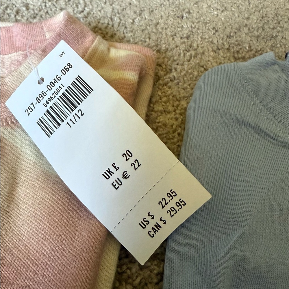 Lot of 6 NWT Abercrombie & Fitch Tie-Dye and Solid T-Shirts - Picture 9 of 9